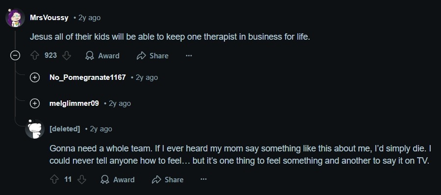 reddit discussion about Khloe Kardashian surrogacy